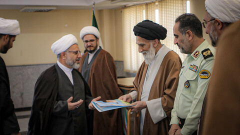 تصاویر/همایش مشترک روحانیون نیروهای مسلح استان همدان