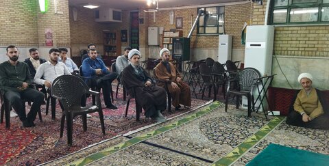 تصاویر/ درس اخلاق مدرسه علمیه حضرت حجت (عج)