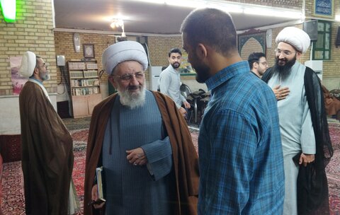 تصاویر/ درس اخلاق مدرسه علمیه حضرت حجت (عج)