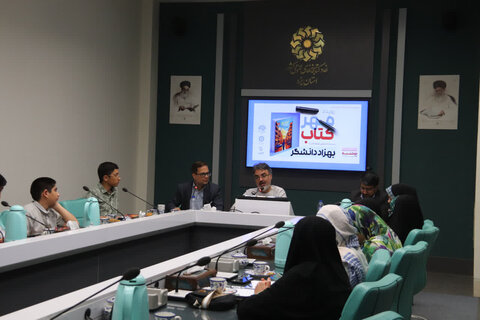 تصاویر/ هم‌زمان با سالروز عملیات طوفان‌الاقصی رویداد فرهنگی مهرِ کتاب