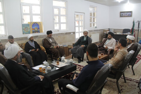 تصاویر/ جلسه معاونان آموزش مدارس علمیه بوشهر