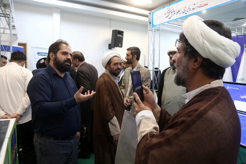 تصاویر/ افتتاحیه نمایشگاه دستاوردهای فناورانه علوم اسلامی انسانی دیجیتال