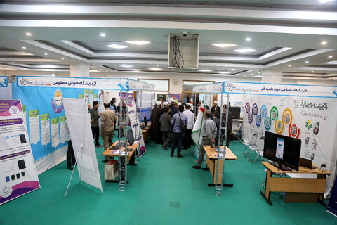 تصاویر/ افتتاحیه نمایشگاه دستاوردهای فناورانه علوم اسلامی انسانی دیجیتال