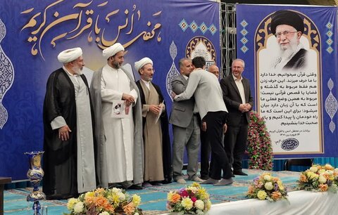 تصاویر/ محفل انس با قرآن کریم در مصلای امام خمینی (ره) ارومیه