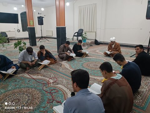 تصاویر/ محفل انس با قرآن کریم در مدرسه علمیه امام صادق (ع) نقده