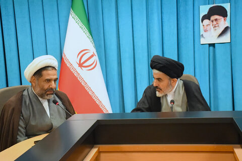 تصاویر/ دیدار اساتید گروه معارف دانشگاه ارومیه با نماینده ولی فقیه در آذربایجان غربی