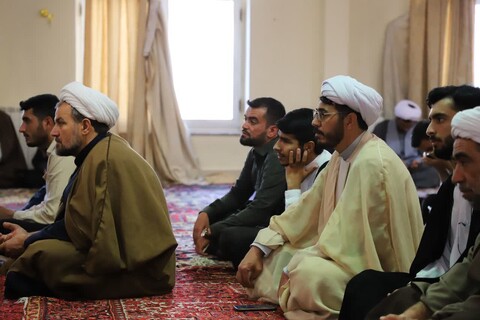 تصاویر/ جلسه اخلاق امام جمعه مرند در مدرسه علمیه ولیعصر(عج) تبریز