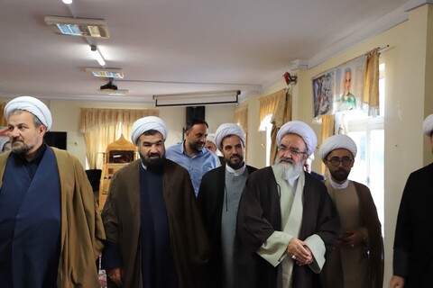 تصاویر/ جلسه اخلاق امام جمعه مرند در مدرسه علمیه ولیعصر(عج) تبریز