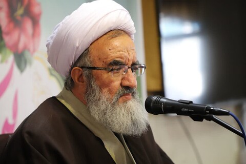 تصاویر/ جلسه اخلاق امام جمعه مرند در مدرسه علمیه ولیعصر(عج) تبریز