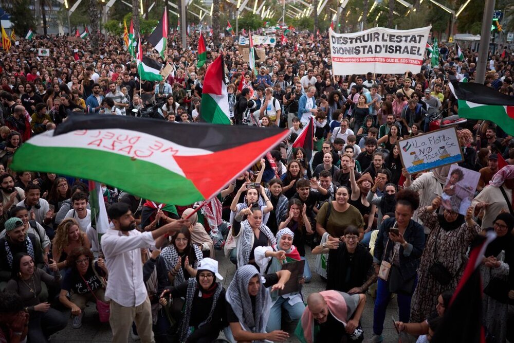 Proteste globali in espansione a sostegno di Gaza e contro l’intercettazione della flottiglia Sumud