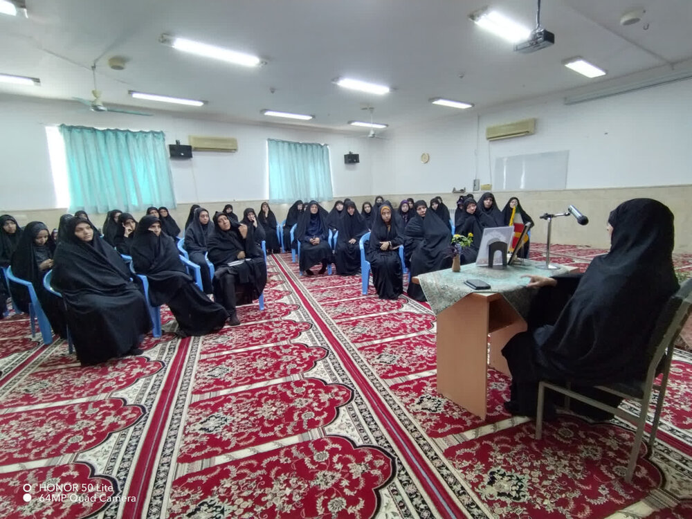 مجلس یادبود شهید کمال مروتی در مدرسه علمیه اردکان برگزار شد