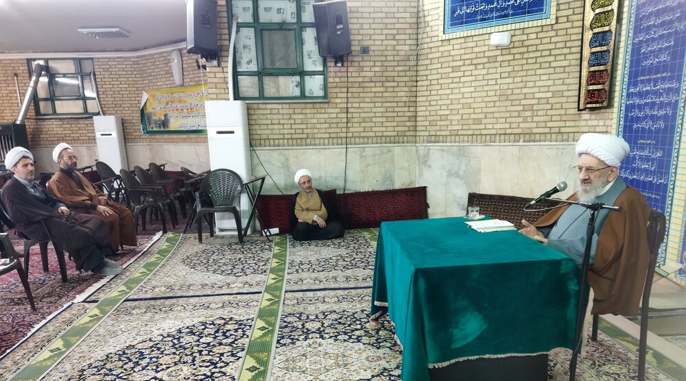 حجاب و عفاف مظهر اسلامیت جامعه است