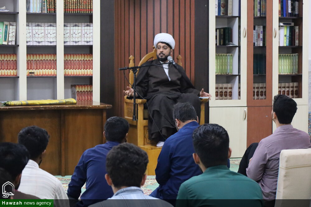 شاکر بودن در نعمت و صبور بودن در بلا، نشان انسان کامل است