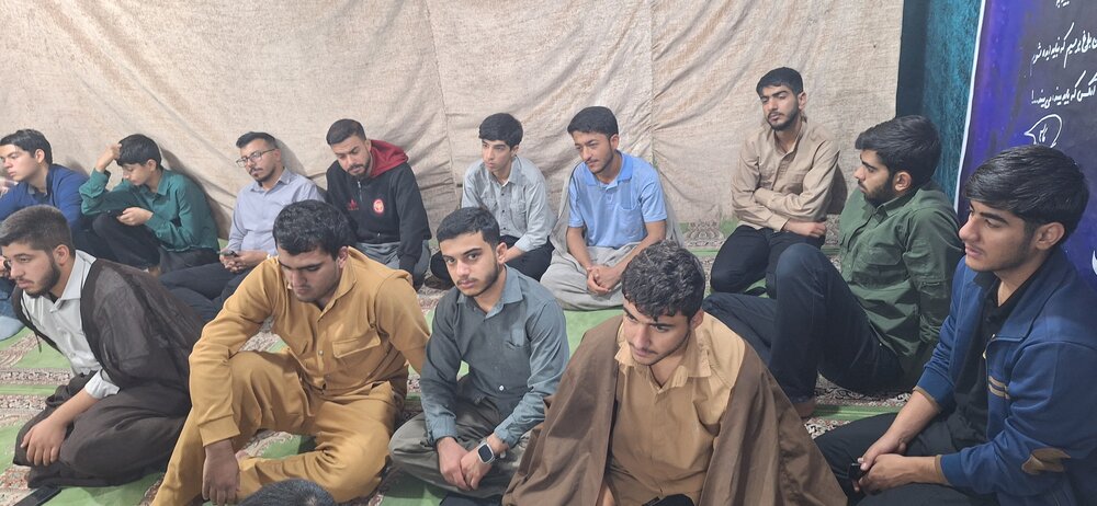 نشست صمیمی پناهی و حدائق در یاسوج؛ از کمبود استاد اخلاق تا طرح مشاوره رایگان و درس خارج مجازی