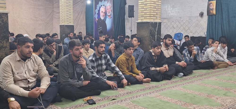 نشست صمیمی پناهی و حدائق در یاسوج؛ از کمبود استاد اخلاق تا طرح مشاوره رایگان و درس خارج مجازی