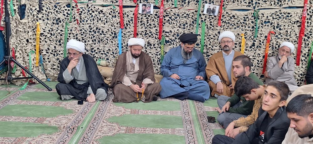 نشست صمیمی پناهی و حدائق در یاسوج؛ از کمبود استاد اخلاق تا طرح مشاوره رایگان و درس خارج مجازی