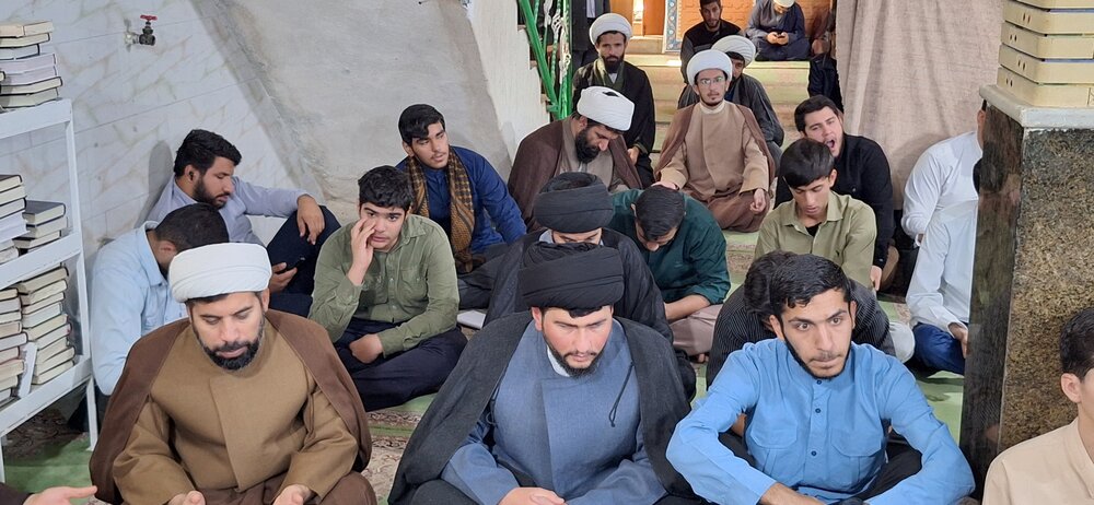 نشست صمیمی پناهی و حدائق در یاسوج؛ از کمبود استاد اخلاق تا طرح مشاوره رایگان و درس خارج مجازی