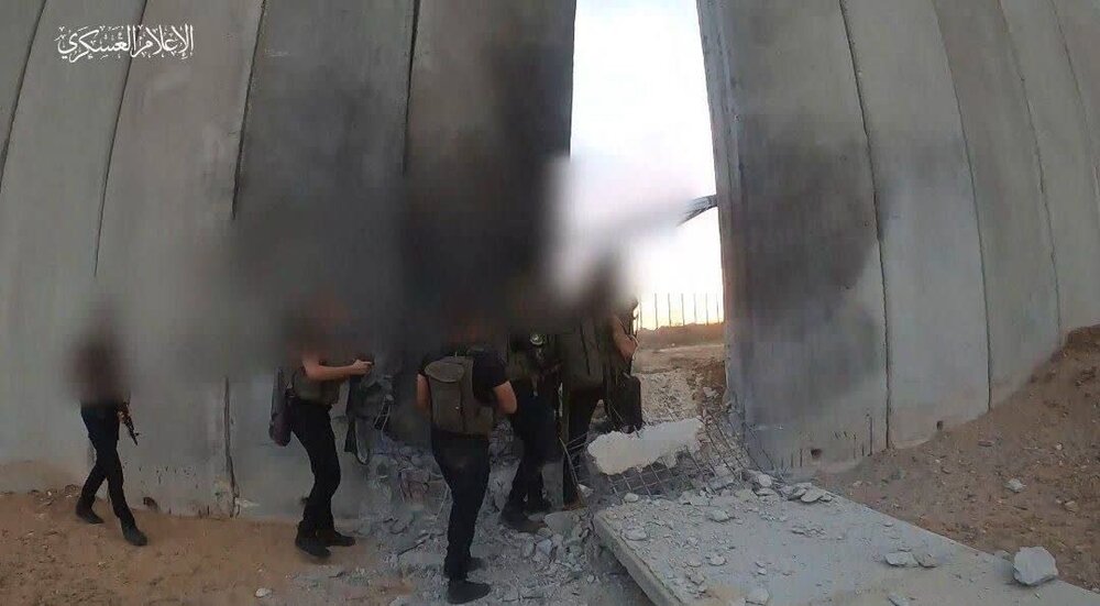 چرایی عملیات طوفان الاقصی از زبان پزشک فلسطینی +  تصاویر و ویدیو