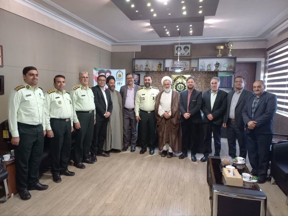 تقدیر امام جمعه بخش برزک از فرمانده انتظامی کاشان