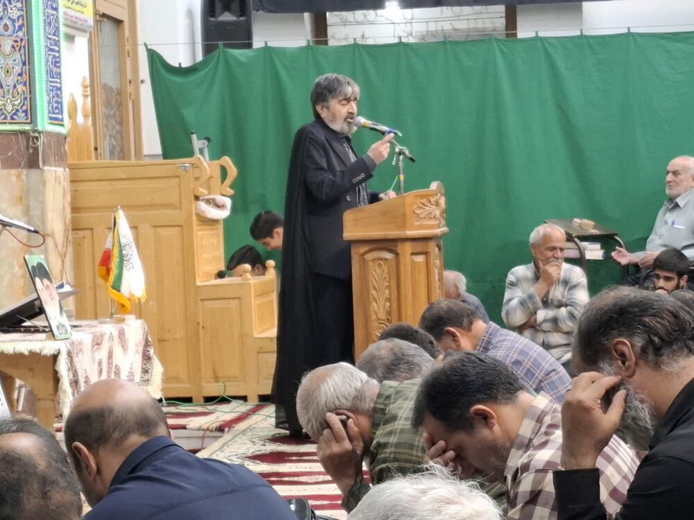 تصاویر/ مجلس ترحیم ابو الشهید حاج سید مسلم تکیه در آران وبیدگل