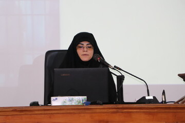 افول فرهنگی آمریکا و شی‌انگاری زن؛ پیامدهای خودشی‌انگاری و بحران اخلاقی در جوامع غربی است