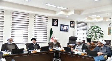 ظرفیت‌های حوزه علمیه خراسان در خدمت حل مسائل نظام و همکاری با دولت