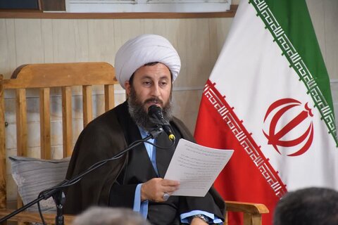 تصاویر/ سلسله جلسات شرح و تفسیر قرآن کریم در خوی