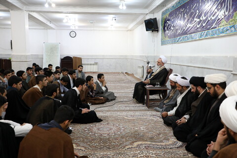 تصاویر/ بازدید آیت الله اعرافی از مدرسه امراللهی قم