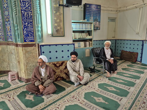 تصاویر/ درس اخلاق مدرسه آیت‌الله مدنی کاشانی(ره)