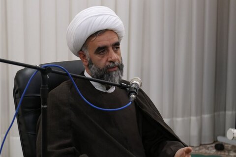 تصاویر/ نشست مدیر حوزه علمیه خواهران استان بوشهر با طلاب مدرسه علمیه خواهران خورموج