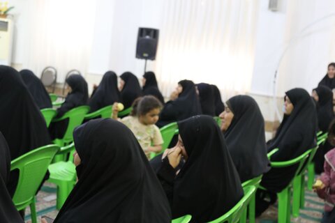 تصاویر/ نشست مدیر حوزه علمیه خواهران استان بوشهر با طلاب مدرسه علمیه خواهران خورموج