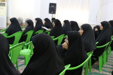تصاویر/ نشست مدیر حوزه علمیه خواهران استان بوشهر با طلاب مدرسه علمیه خواهران خورموج