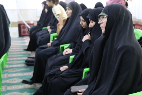 تصاویر/ نشست مدیر حوزه علمیه خواهران استان بوشهر با طلاب مدرسه علمیه خواهران خورموج