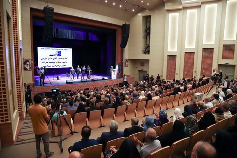 عکس/ آیین نکوداشت ایرج افشار نویسنده ای با۳۰۰کتاب درباره یزد