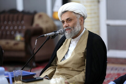 تصاویر/ جلسه ائمه جماعات مساجد پردیسان با امام جمعه جدید پردیسان