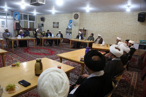 تصاویر/ جلسه ائمه جماعات مساجد پردیسان با امام جمعه جدید پردیسان