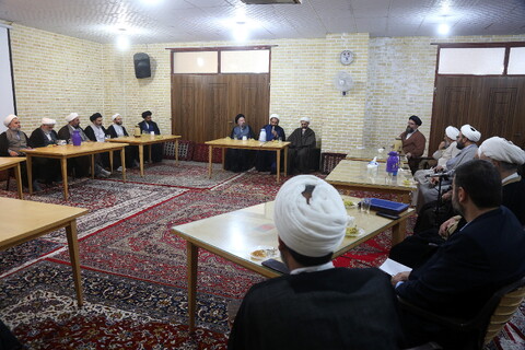 تصاویر/ جلسه ائمه جماعات مساجد پردیسان با امام جمعه جدید پردیسان