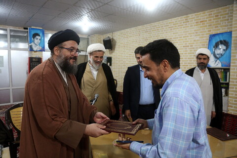 تصاویر/ جلسه ائمه جماعات مساجد پردیسان با امام جمعه جدید پردیسان