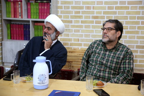 تصاویر/ جلسه ائمه جماعات مساجد پردیسان با امام جمعه جدید پردیسان