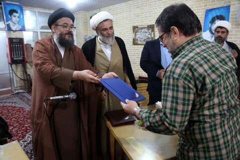 تصاویر/ جلسه ائمه جماعات مساجد پردیسان با امام جمعه جدید پردیسان