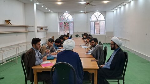 تصاویر/ نشست کانون‌های علمی مدرسه علمیه امیرالمؤمنین(ع) آران و بیدگل