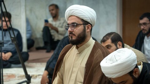 درس اخلاق امام جمعه کرج در مدرسه علمیه امام صادق (ع)