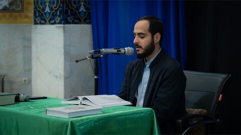 درس اخلاق امام جمعه کرج در مدرسه علمیه امام صادق (ع)