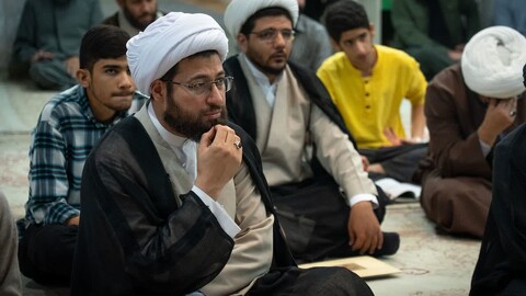 درس اخلاق امام جمعه کرج در مدرسه علمیه امام صادق (ع)