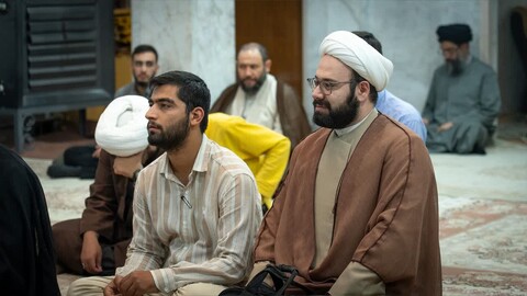 درس اخلاق امام جمعه کرج در مدرسه علمیه امام صادق (ع)