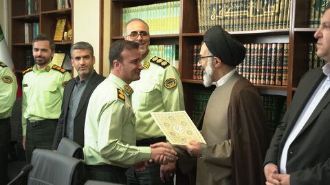 گرامیداشت هفته نیروی انتظامی با تجلیل امام جمعه فردیس از نیروهای خدوم ناجا