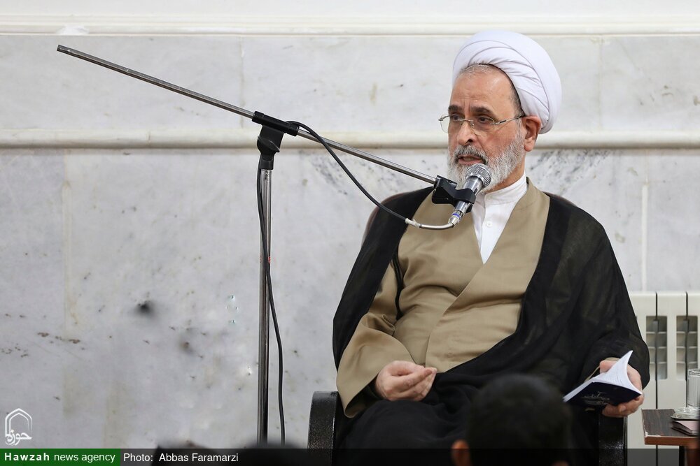 İlim Havzaları Bin Yılı Aşkın Kesintisiz Bir Tarihî Geçmişe Sahiptir / Kum’da 700 Ders-i Haric Düzenleniyor