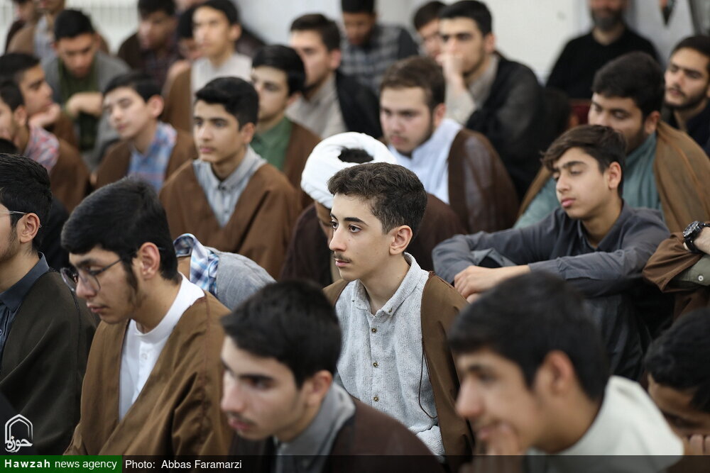 İlim Havzaları Bin Yılı Aşkın Kesintisiz Bir Tarihî Geçmişe Sahiptir / Kum’da 700 Ders-i Haric Düzenleniyor