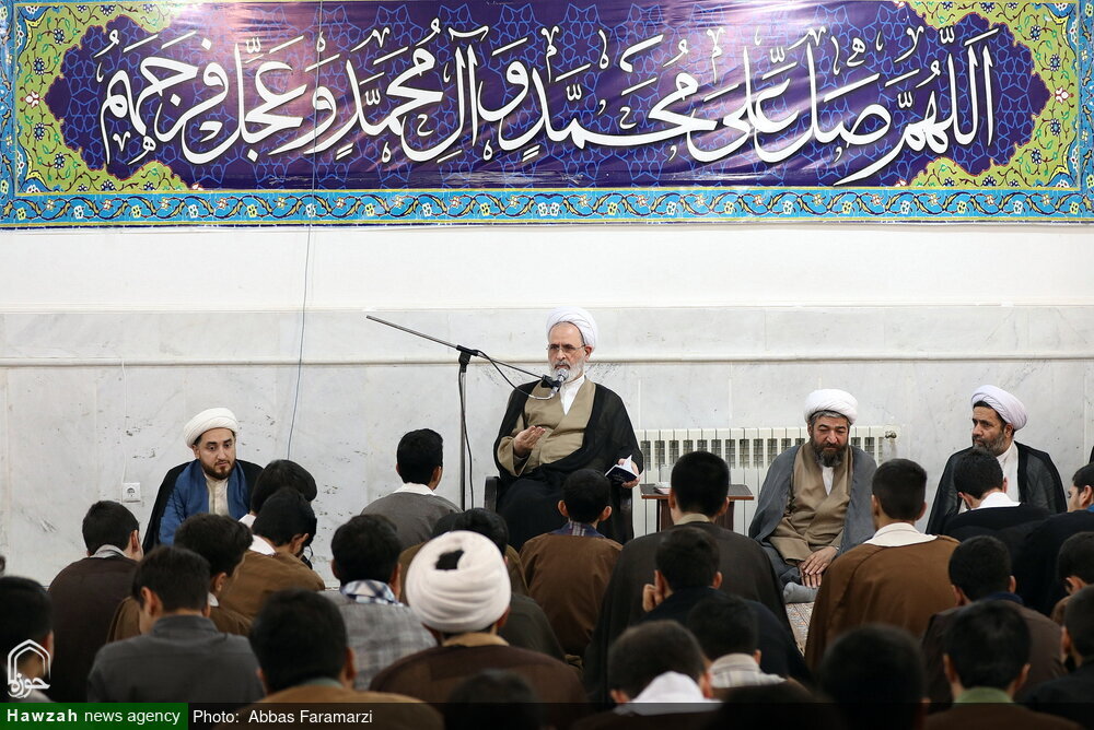 İlim Havzaları Bin Yılı Aşkın Kesintisiz Bir Tarihî Geçmişe Sahiptir / Kum’da 700 Ders-i Haric Düzenleniyor