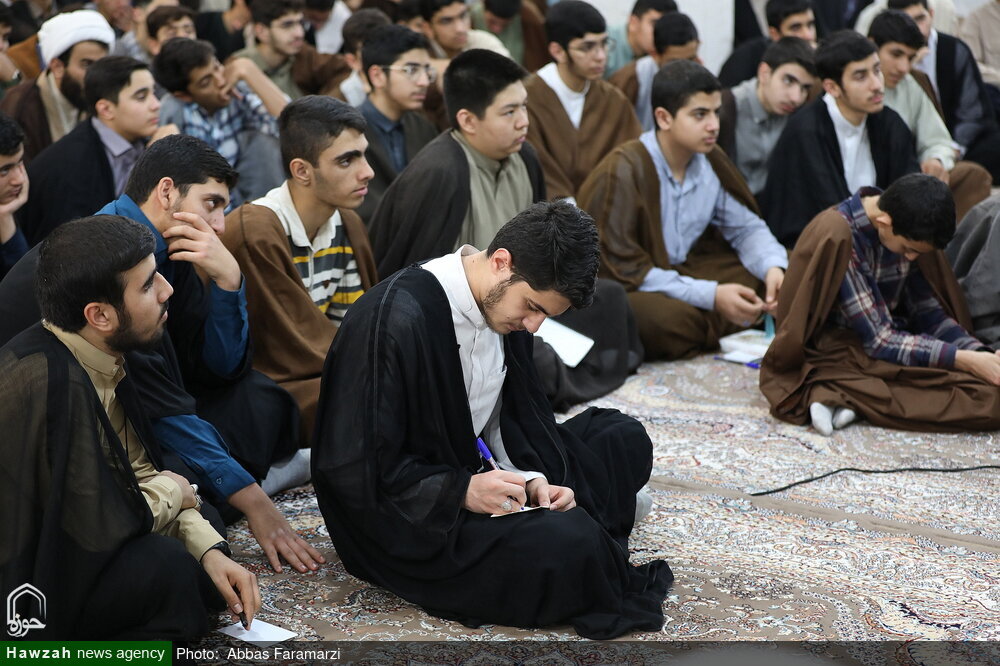 İlim Havzaları Bin Yılı Aşkın Kesintisiz Bir Tarihî Geçmişe Sahiptir / Kum’da 700 Ders-i Haric Düzenleniyor